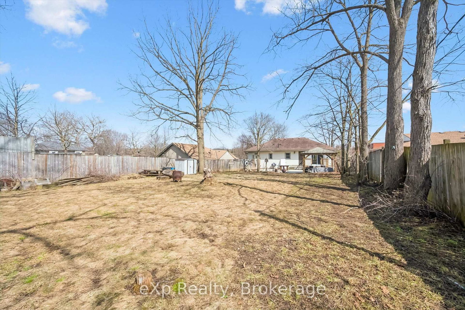 184 Stevenson Street N - Photo 36