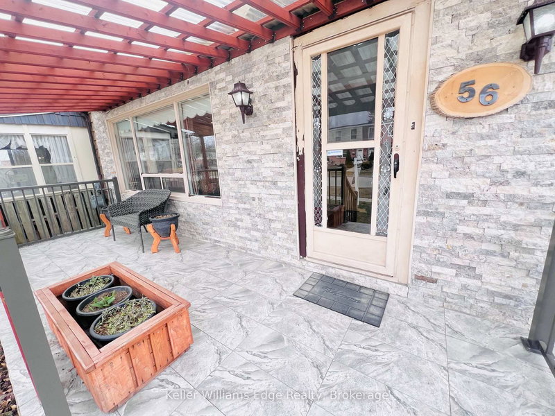 56 Eastvale Pl, Hamilton, L8H 1P1 | Image 3