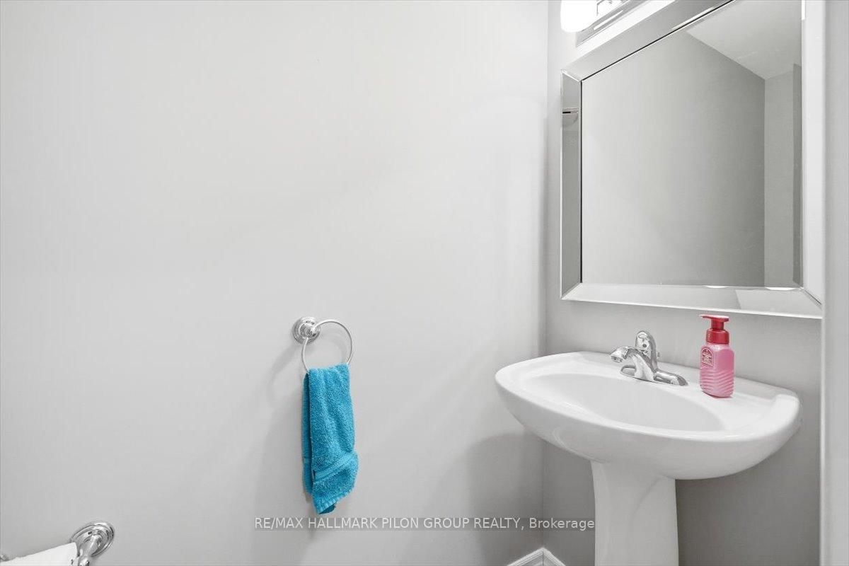 Townhouse for sale at 504 Allegro Way, Ottawa, Ontario, K4A 0H6 - Avalon East - MLS: X12925254