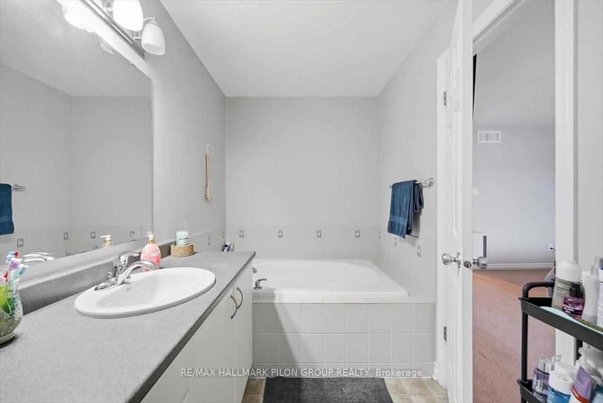 Townhouse for sale at 504 Allegro Way, Ottawa, Ontario, K4A 0H6 - Avalon East - MLS: X12925254