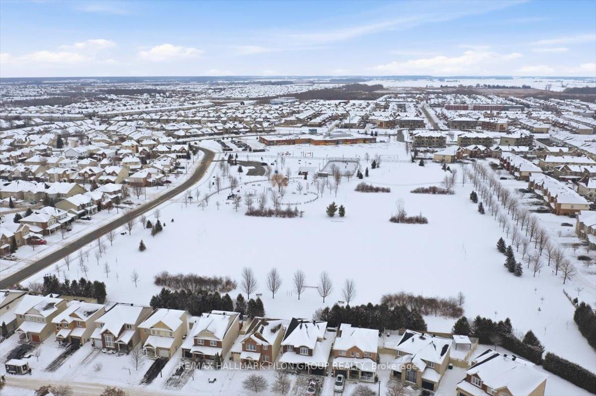 Townhouse for sale at 504 Allegro Way, Ottawa, Ontario, K4A 0H6 - Avalon East - MLS: X12925254