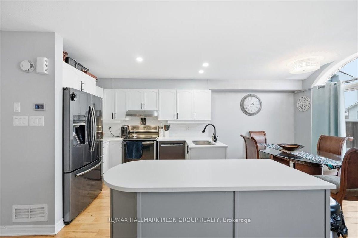 Townhouse for sale at 504 Allegro Way, Ottawa, Ontario, K4A 0H6 - Avalon East - MLS: X12925254