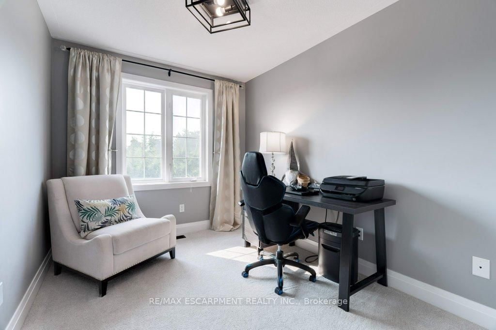 Townhouse for sale at 79 Browview Drive, Hamilton, Ontario, L8B 0R2 - Waterdown - MLS: X12925370