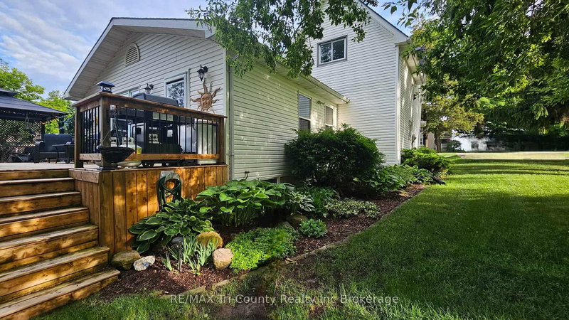 27 Harpurhey Rd, Huron East, N0K 1W0 | Image 2