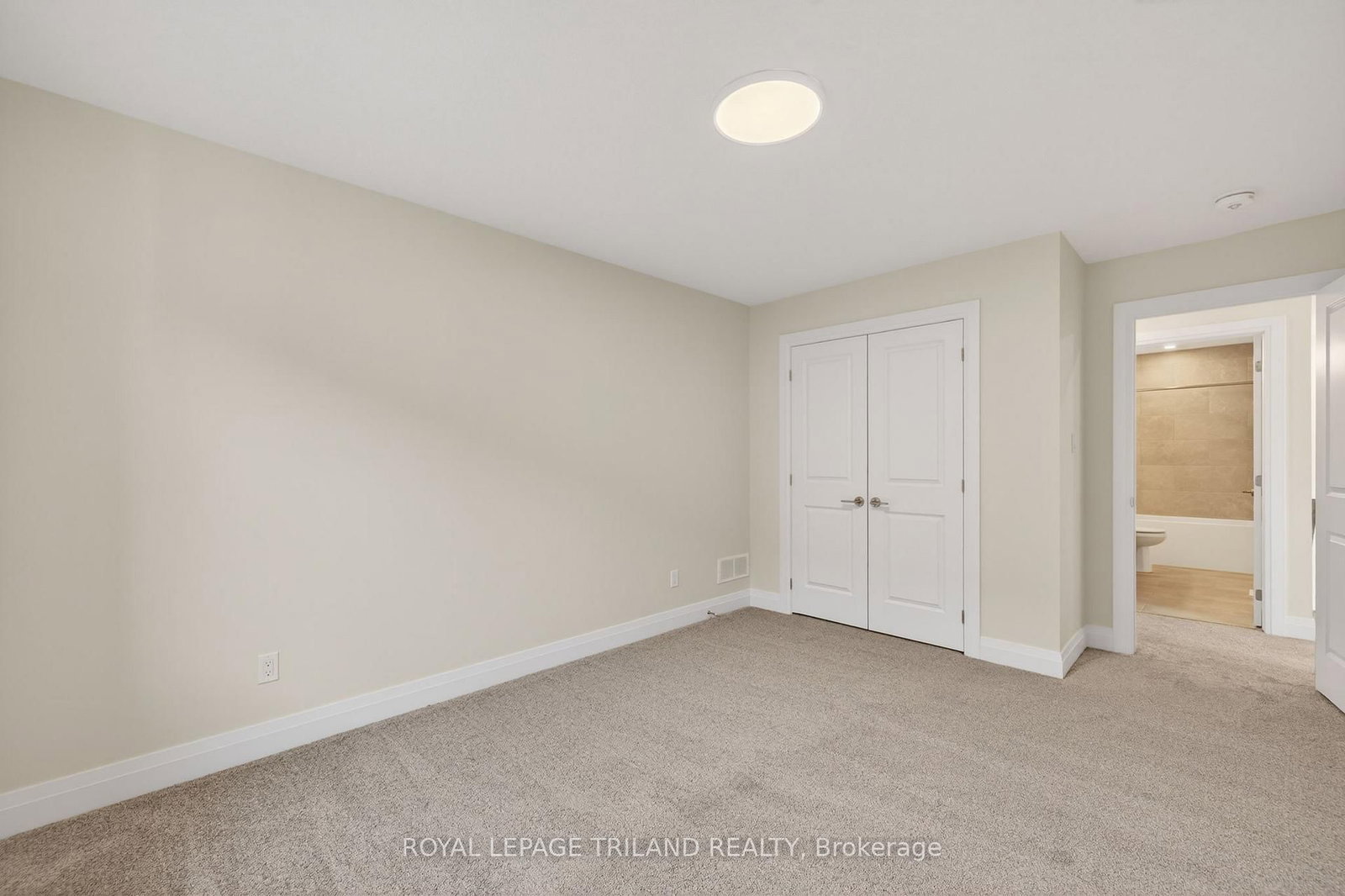 Detached House for sale at 28 Allister Drive, Middlesex Centre, Ontario, N0L 1R0 - Kilworth - MLS: X12925544