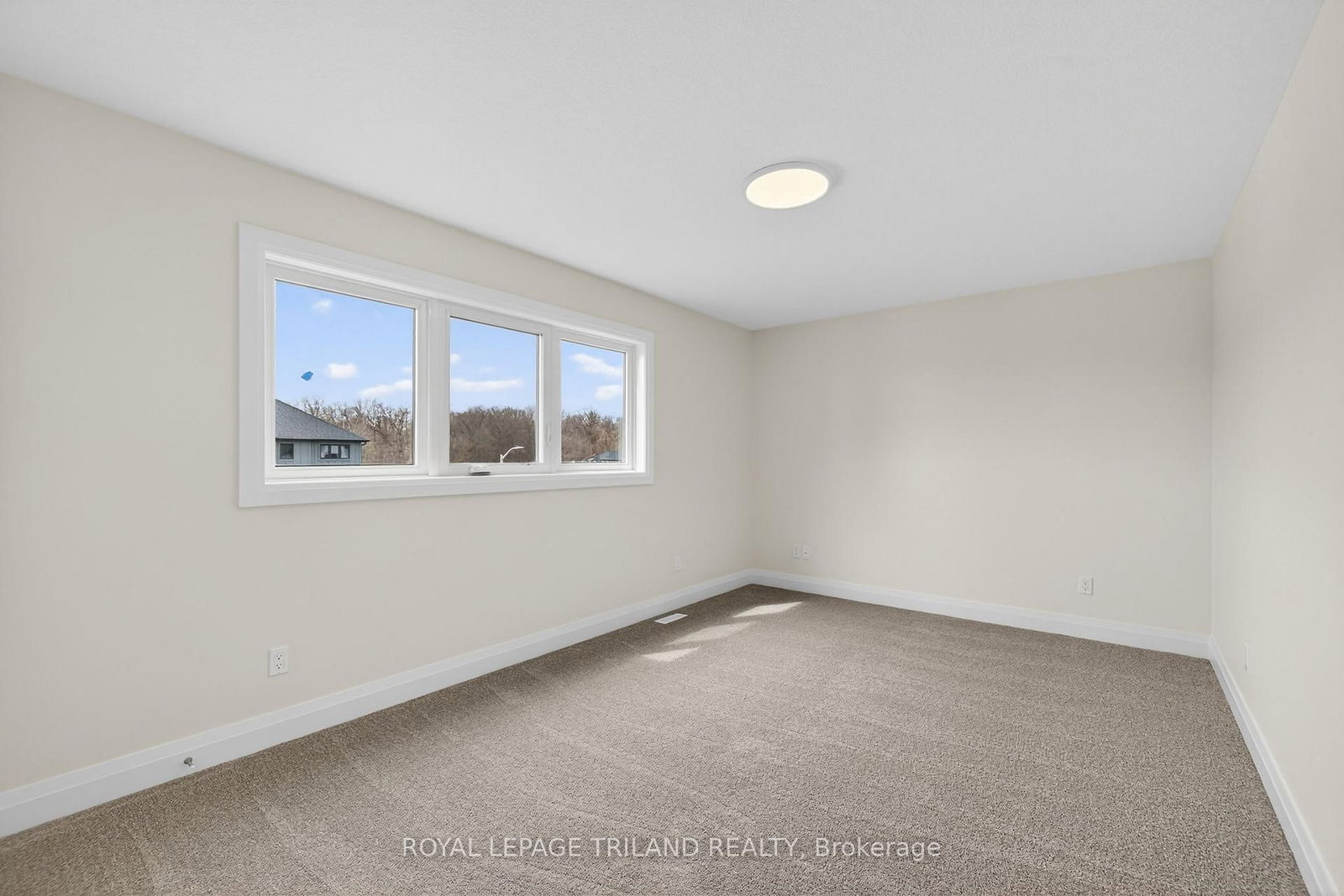 Detached House for sale at 28 Allister Drive, Middlesex Centre, Ontario, N0L 1R0 - Kilworth - MLS: X12925544