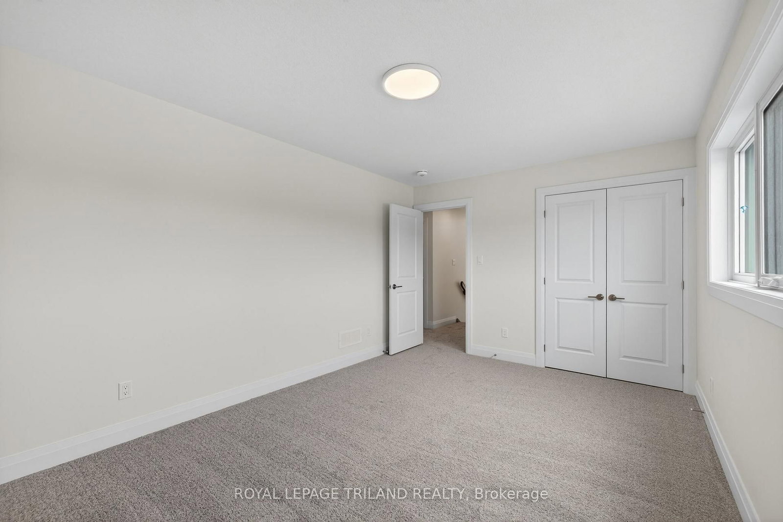 Detached House for sale at 28 Allister Drive, Middlesex Centre, Ontario, N0L 1R0 - Kilworth - MLS: X12925544