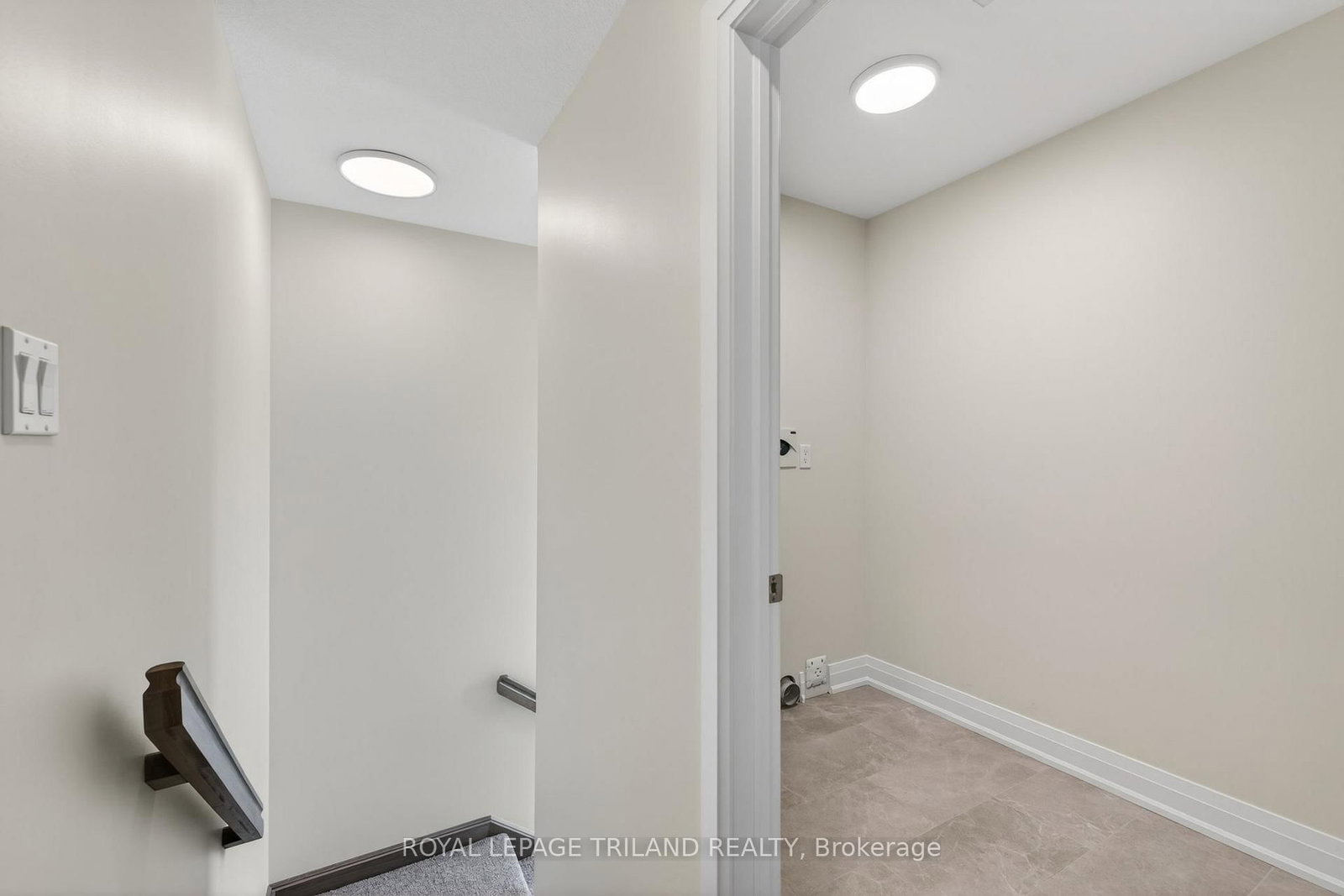 Detached House for sale at 28 Allister Drive, Middlesex Centre, Ontario, N0L 1R0 - Kilworth - MLS: X12925544