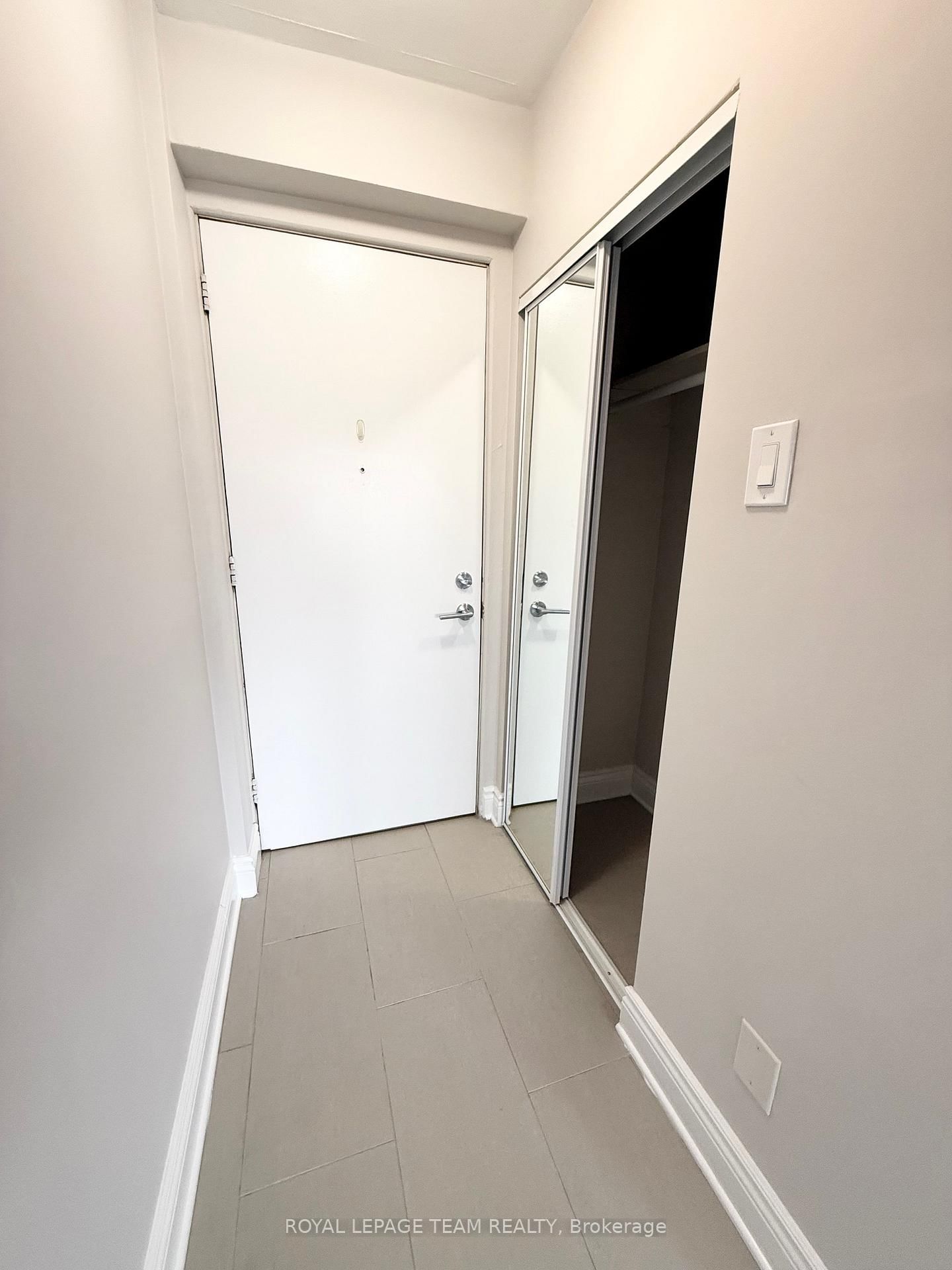 99 CARTIER Street, Unit 505 - Photo 10