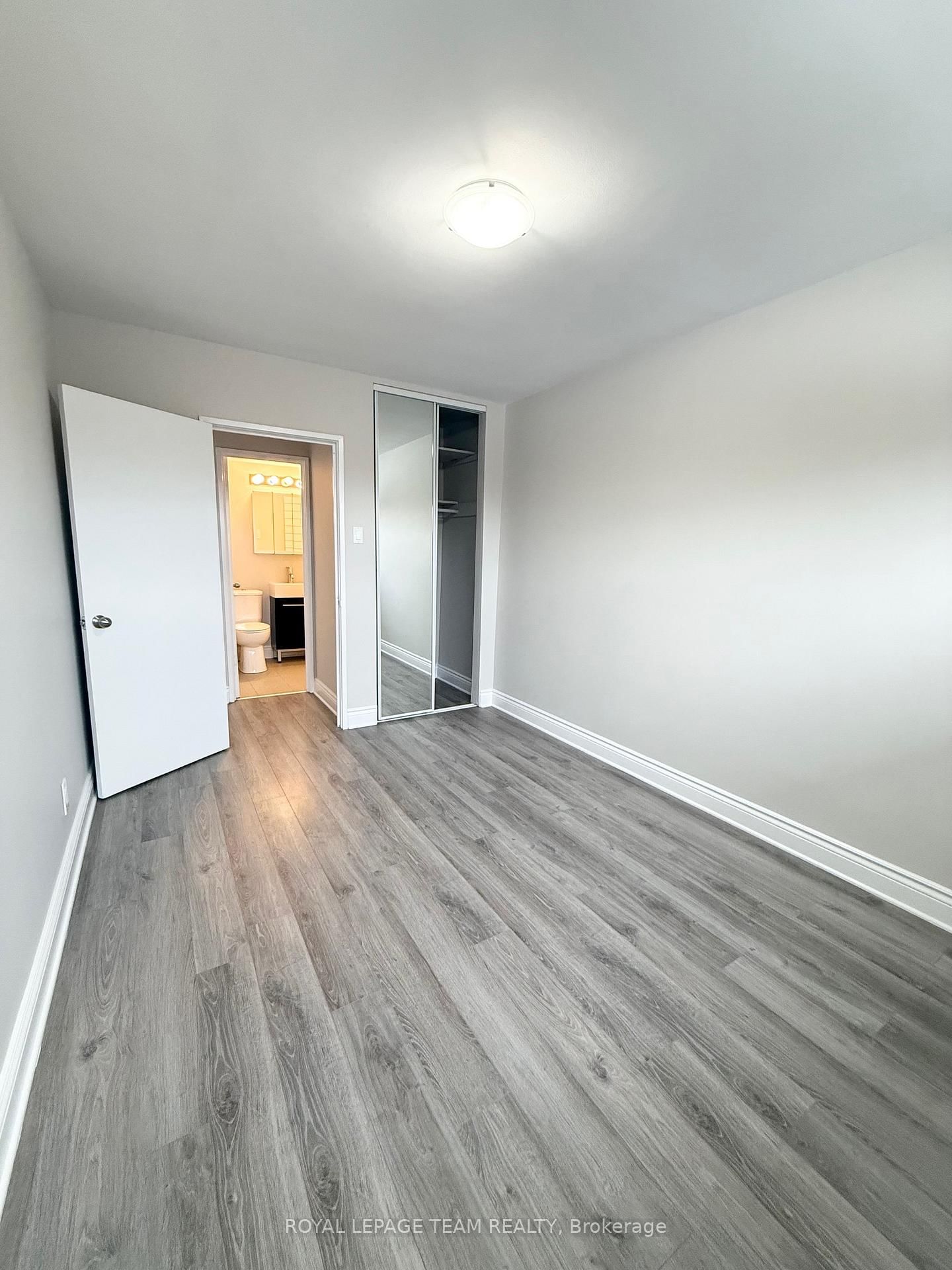 99 CARTIER Street, Unit 505 - Photo 8