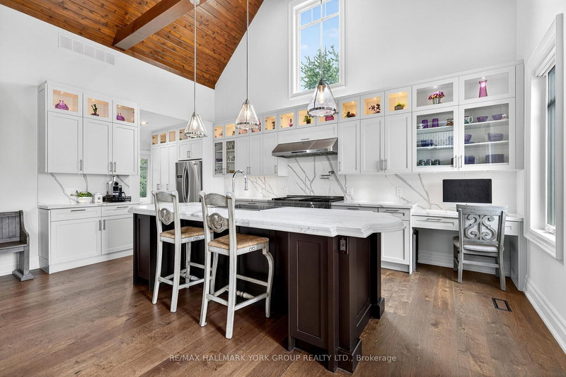 10 Grills Rd, Kawartha Lakes, K0M 2C0 | Image 3