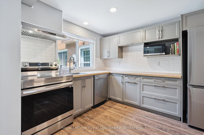 16 - 120 Country Club Dr, Guelph, N1E 3K7 | Image 3