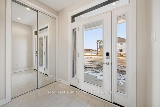 1005 Canoe Street - Photo 2