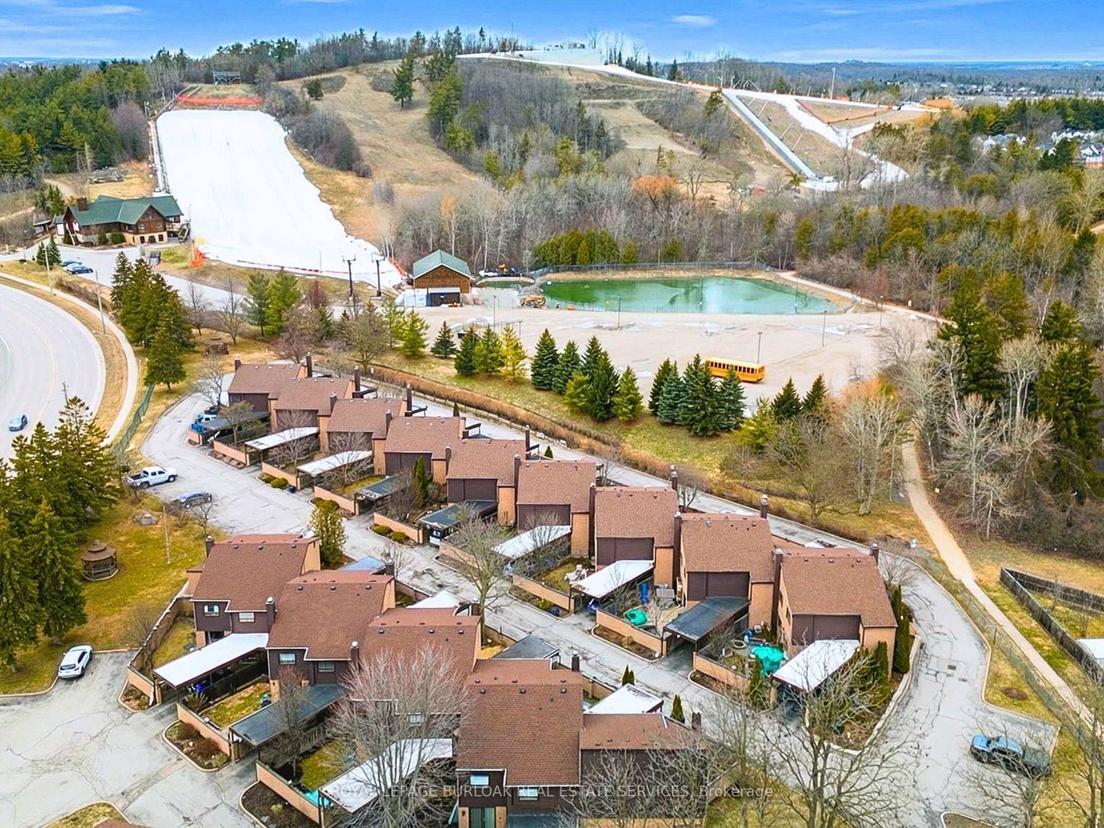 28 Underhill Crescent, Unit 3