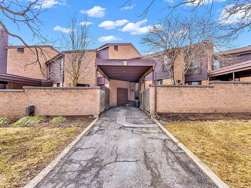 3 - 28 Underhill Cres, Kitchener, N2A 2S8 | Image 2