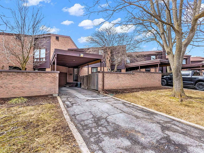 3 - 28 Underhill Cres, Kitchener, N2A 2S8 | Image 3