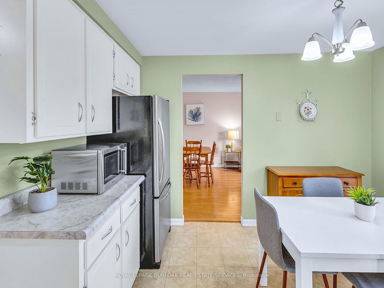 28 Underhill Crescent, Unit 3 - Photo 9