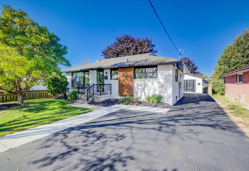 88 Woodhaven Rd, Kitchener, N2C 1V1 | Image 3