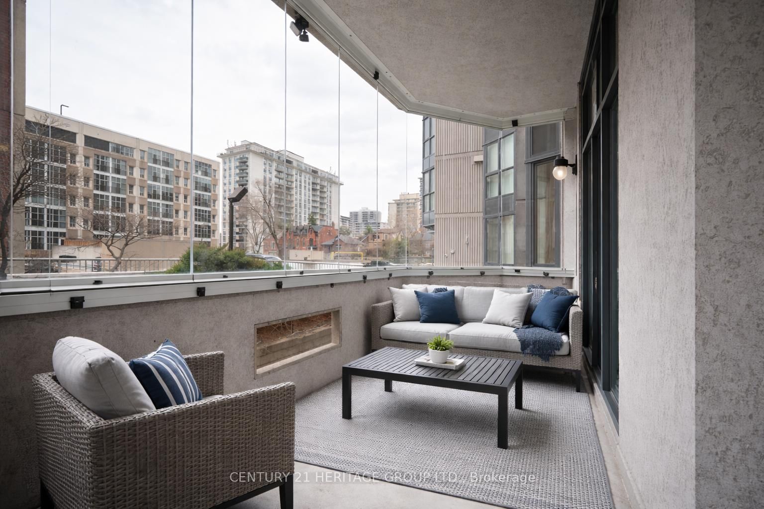 Condo for sale at 102-67 Caroline Street, Hamilton, Ontario, L8P 3K6 - Durand - MLS: X12926110