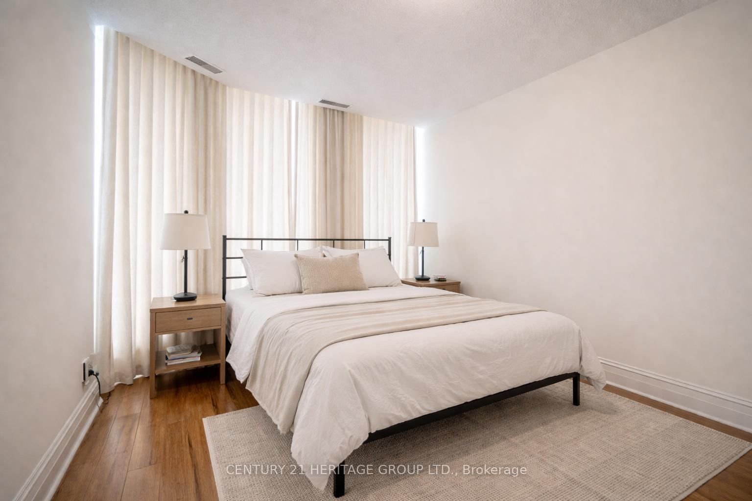 Condo for sale at 102-67 Caroline Street, Hamilton, Ontario, L8P 3K6 - Durand - MLS: X12926110