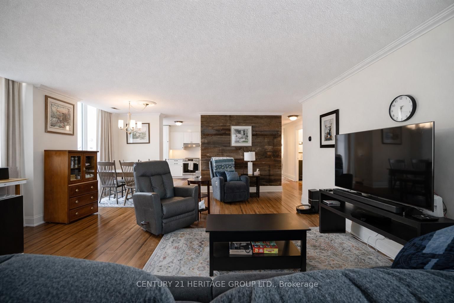 Condo for sale at 102-67 Caroline Street, Hamilton, Ontario, L8P 3K6 - Durand - MLS: X12926110