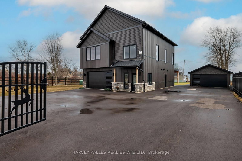 3184 Lakeshore Rd, Haldimand, N1A 2W8 | Image 2