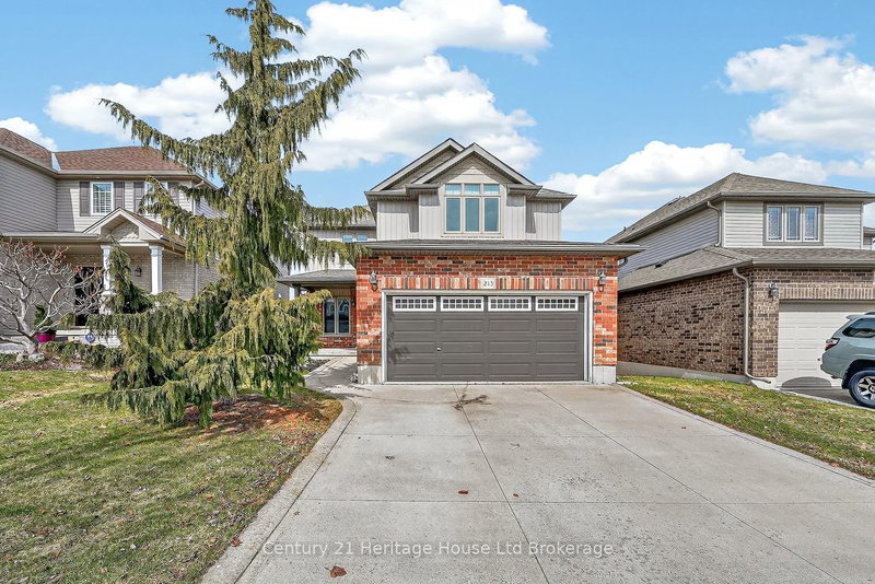 215 Munnoch Blvd, Woodstock, N4T 1V7 | Image 2