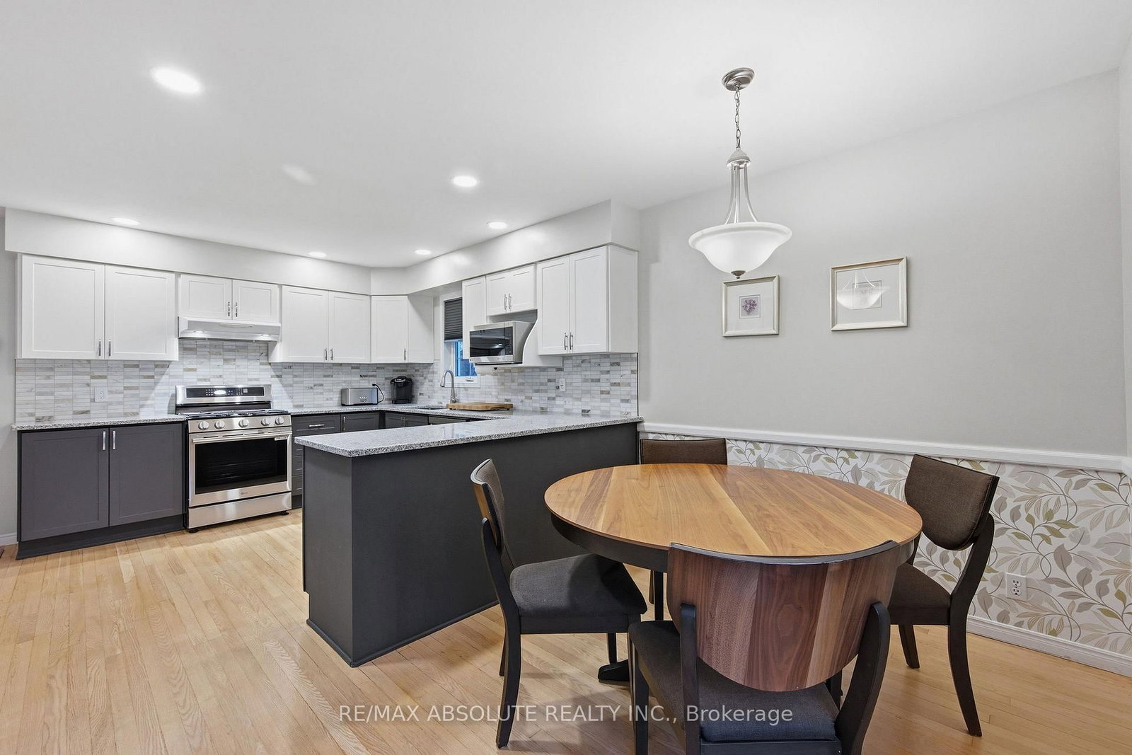 605 Rowanwood Avenue - Photo 15