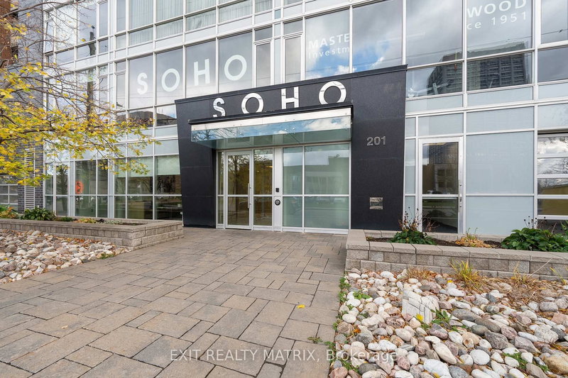 home for lease on 903-201 Parkdale Avenue