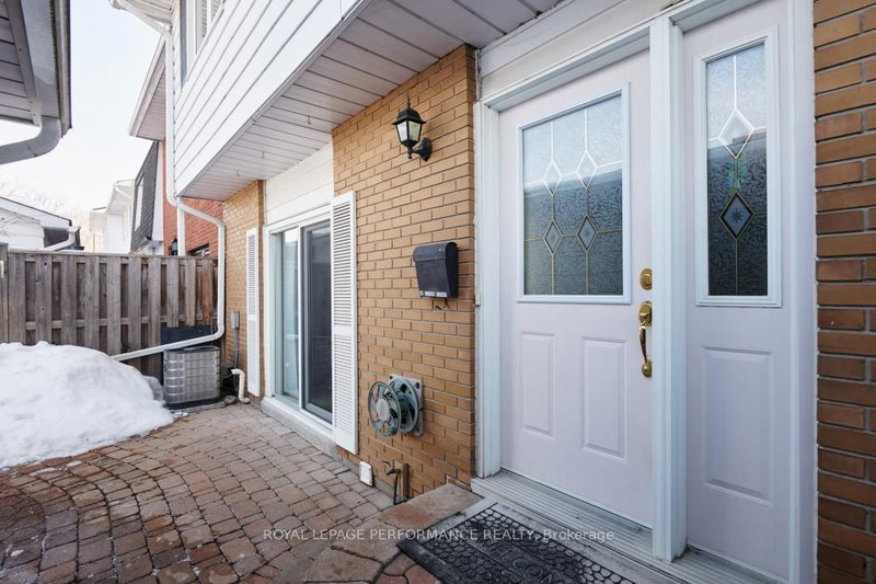 67 Ramsgate Private, Ottawa, K1V 8M4 | Image 2