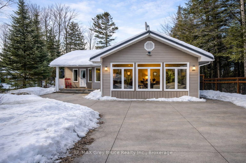 home for sale on 612 York Avenue