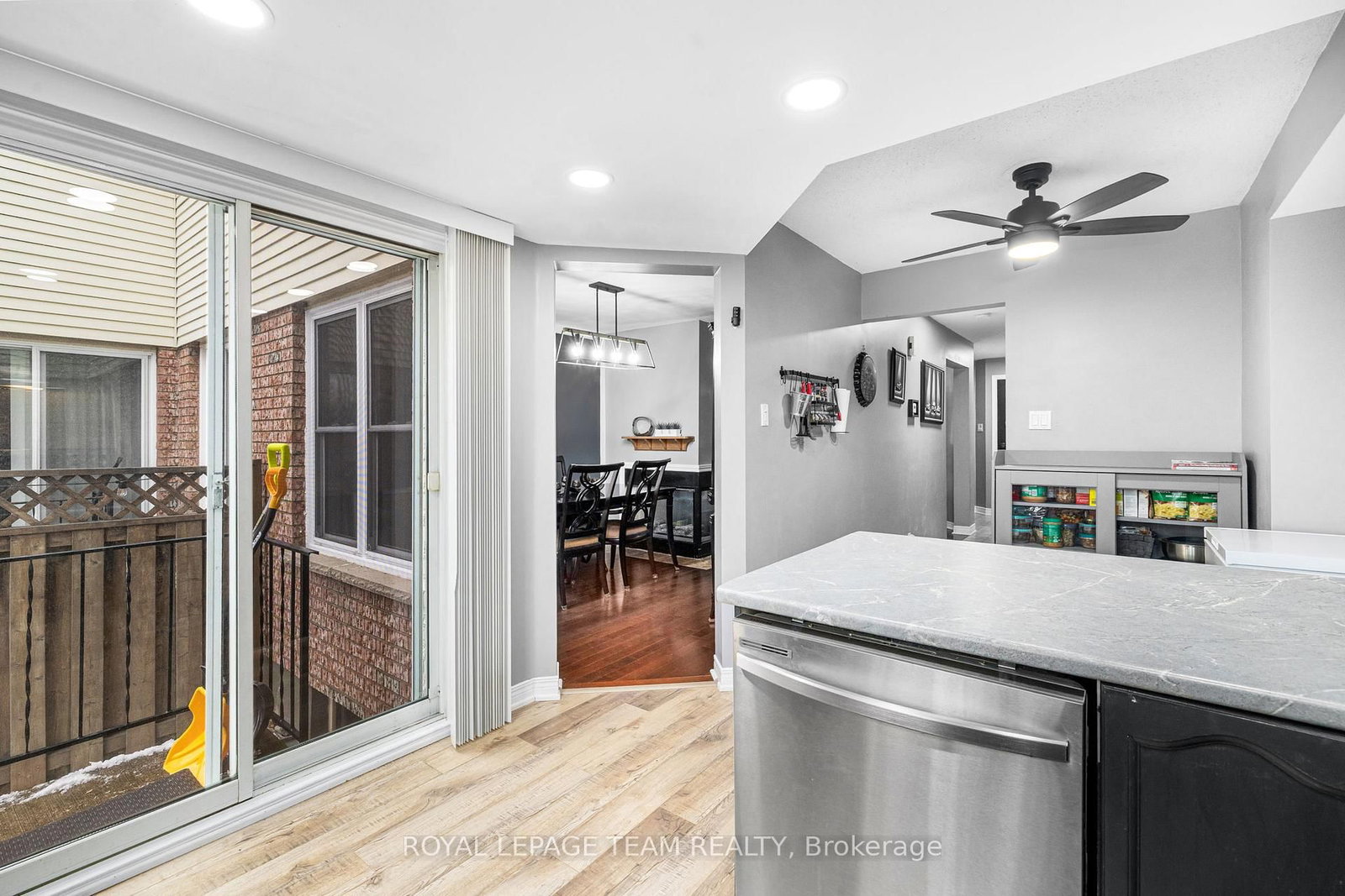 Townhouse for sale at 29 Grenadier Way, Ottawa, Ontario, K2J 4L3 - Barrhaven - Longfields - MLS: X12926740