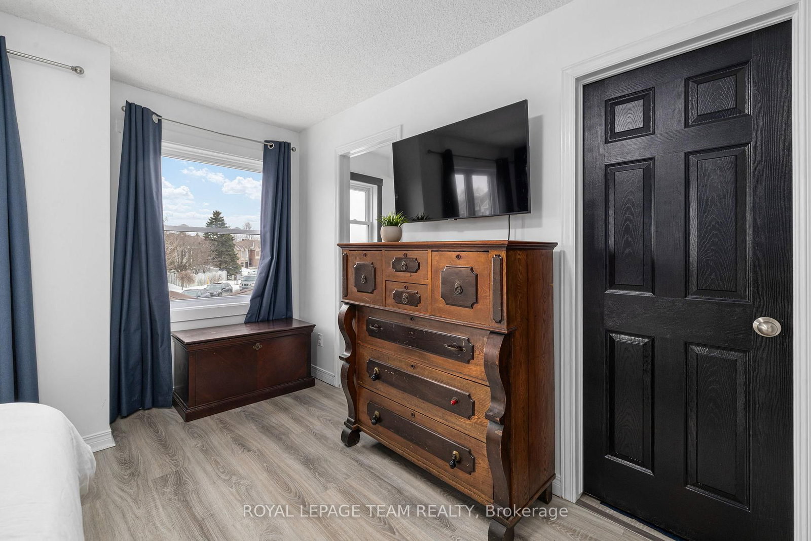 Townhouse for sale at 29 Grenadier Way, Ottawa, Ontario, K2J 4L3 - Barrhaven - Longfields - MLS: X12926740