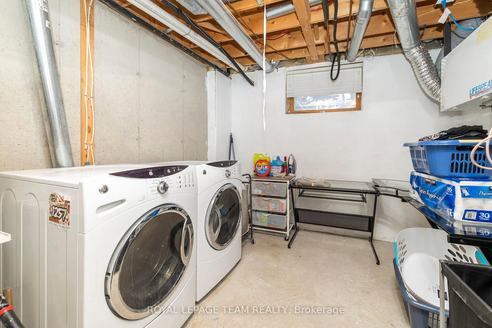 Townhouse for sale at 29 Grenadier Way, Ottawa, Ontario, K2J 4L3 - Barrhaven - Longfields - MLS: X12926740