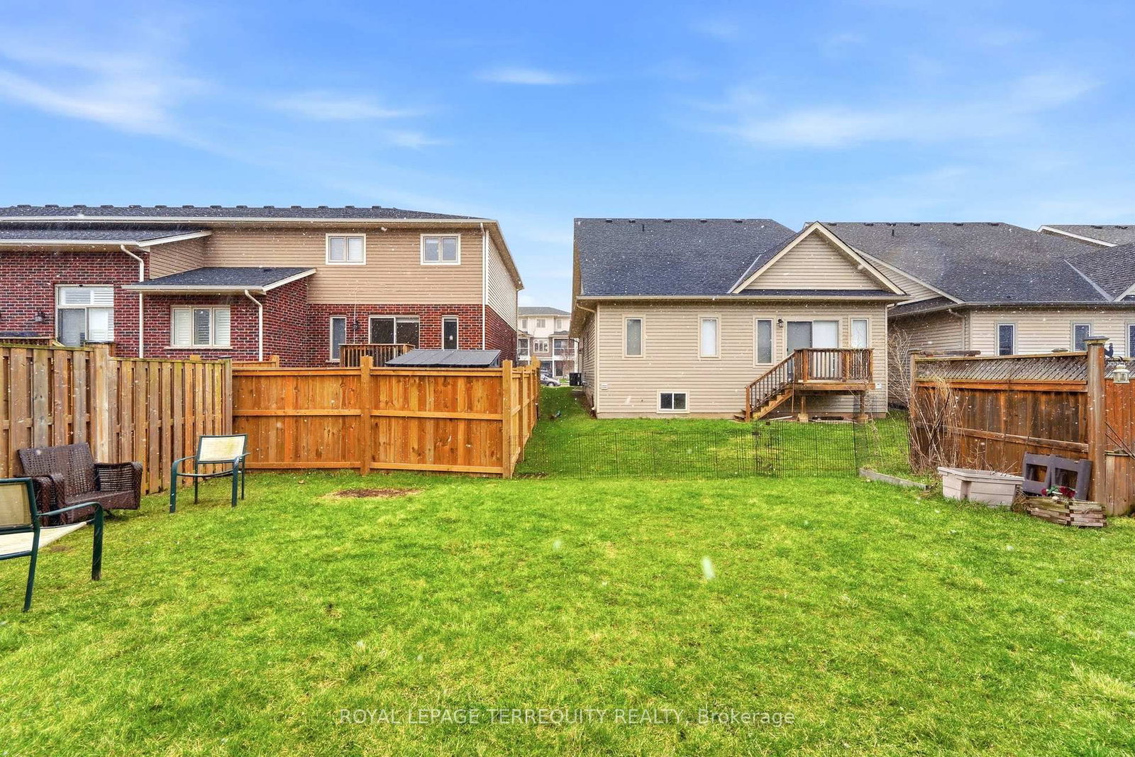 Detached House for sale at 35 Colonel Lyall Street, St. Catharines, Ontario, L2P 0B3 - Secord Woods - MLS: X12926802