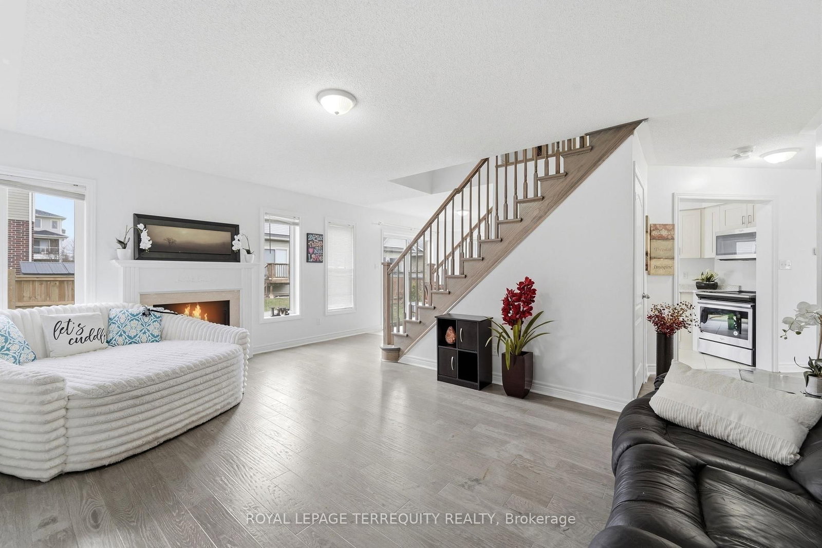 Detached House for sale at 35 Colonel Lyall Street, St. Catharines, Ontario, L2P 0B3 - Secord Woods - MLS: X12926802