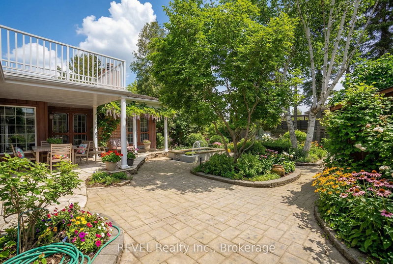 209 JOHN St, Niagara-on-the-Lake, L0S 1J0 | Image 3