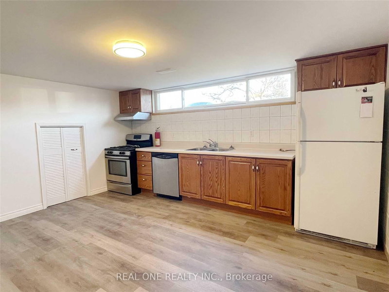 Basement - 36 Victor Blvd, Hamilton, L9A 2V4 | Image 3