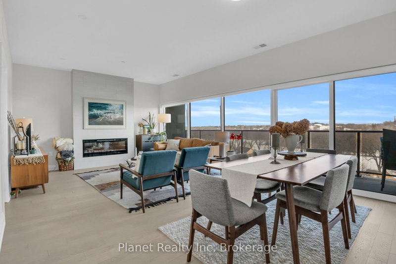 71 Wyndham St S #712, Guelph, Ontario