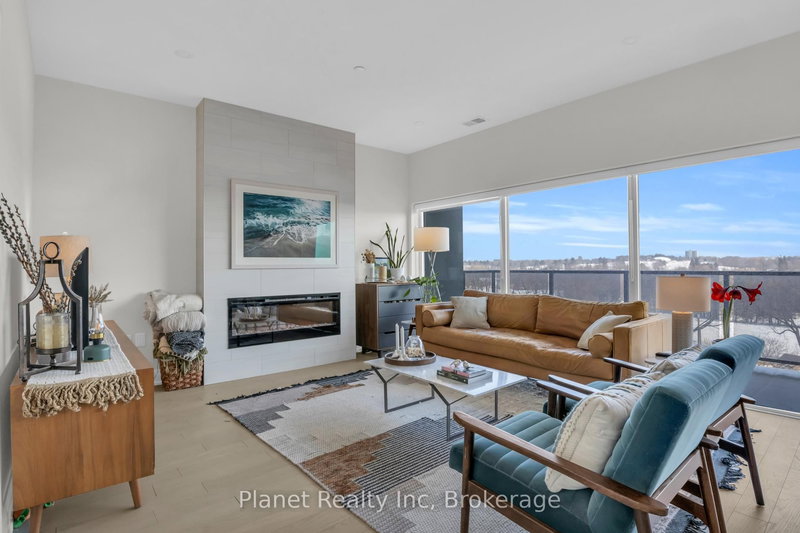 712 - 71 Wyndham St S, Guelph, N1E 5R3 | Image 3