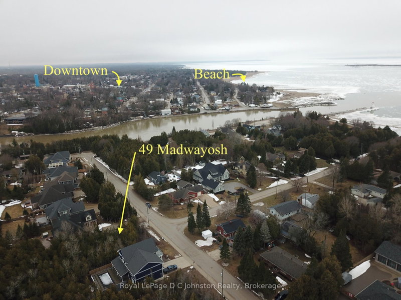 49 Madwayosh St, Saugeen Shores, N0H 2L0 | Image 2