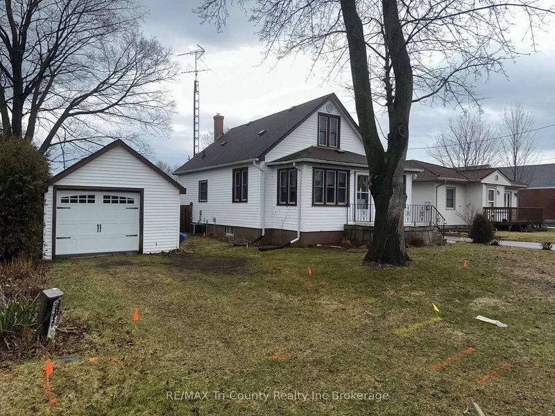 home for sale on 34 George Street N