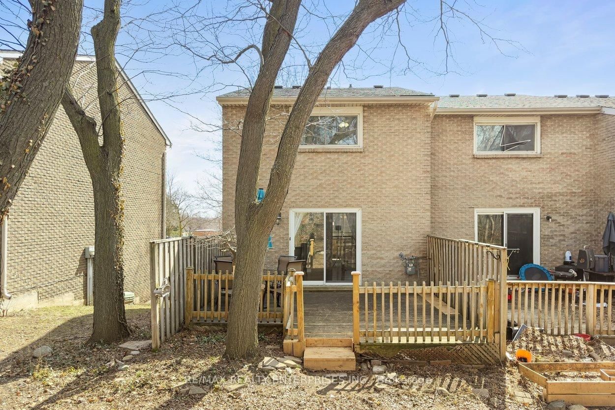 121 Morgan Avenue, Unit 7 - Photo 33