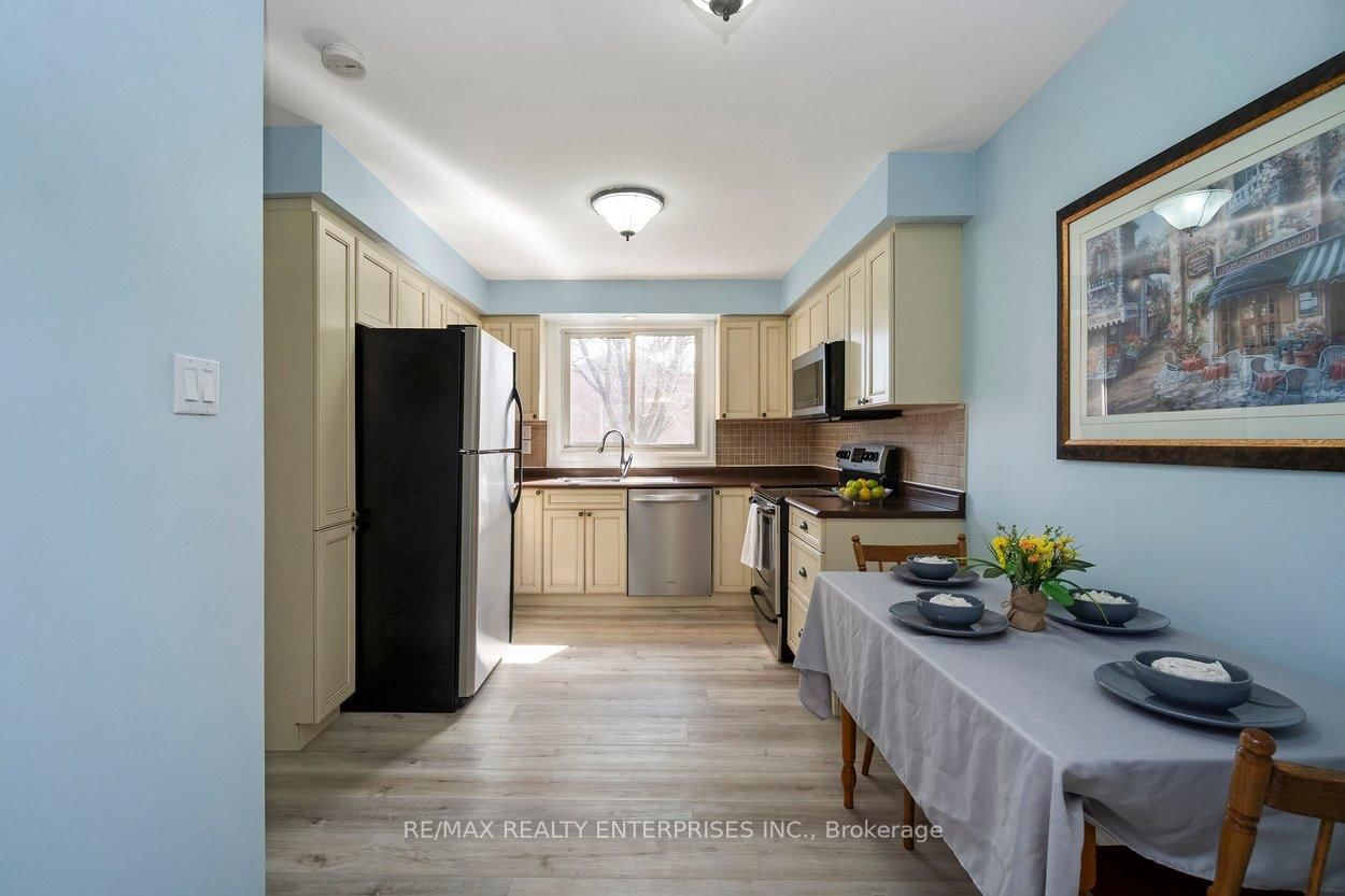 121 Morgan Avenue, Unit 7 - Photo 5