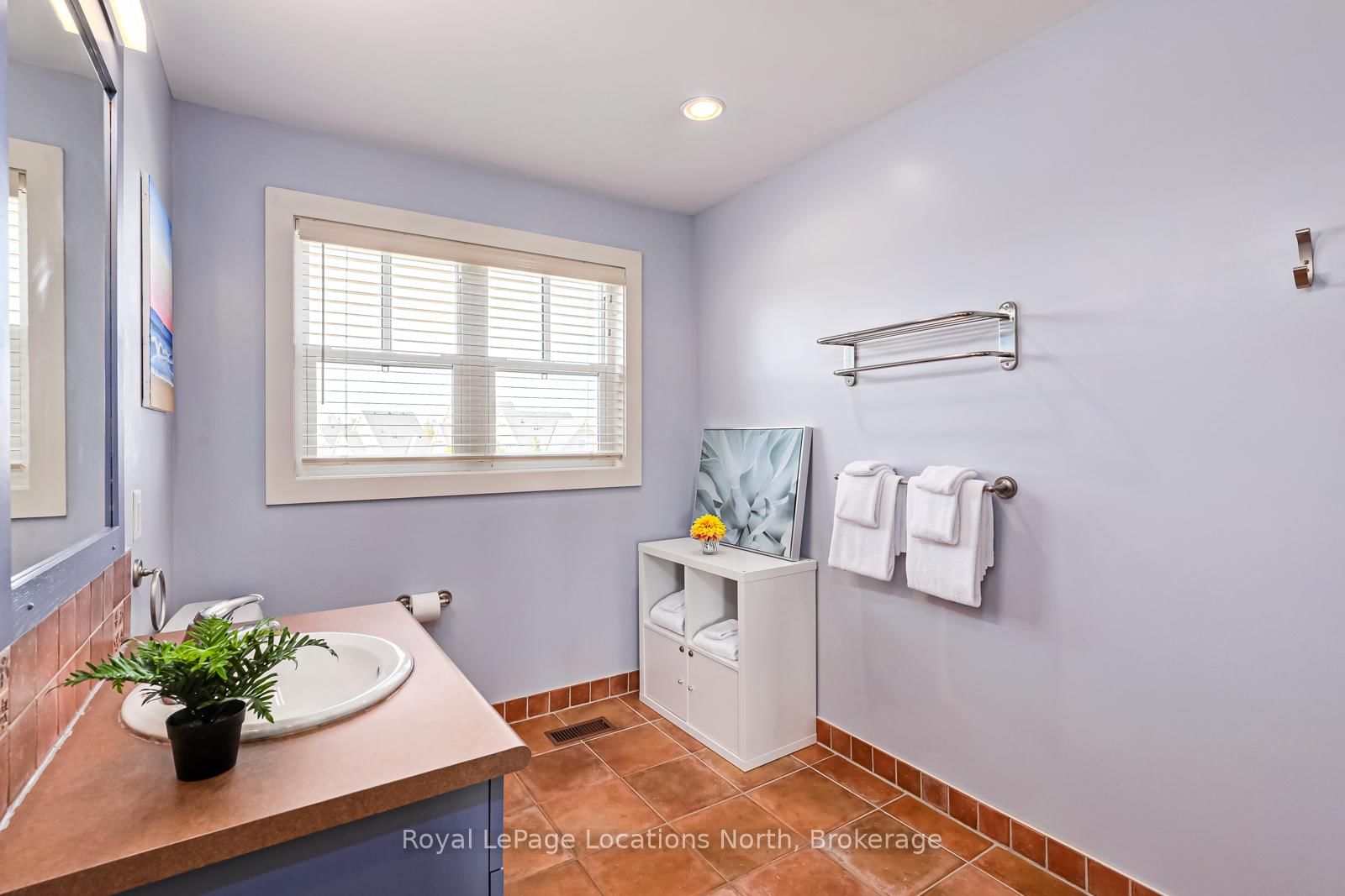 125 FAIRWAY Court, Unit 221 - Photo 17