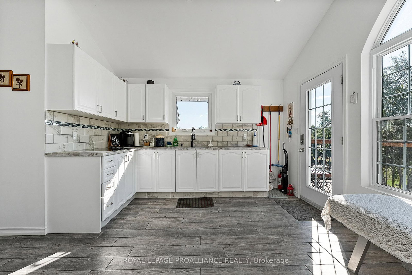 630 Old Highway 2 • Quinte West, ON photo 31