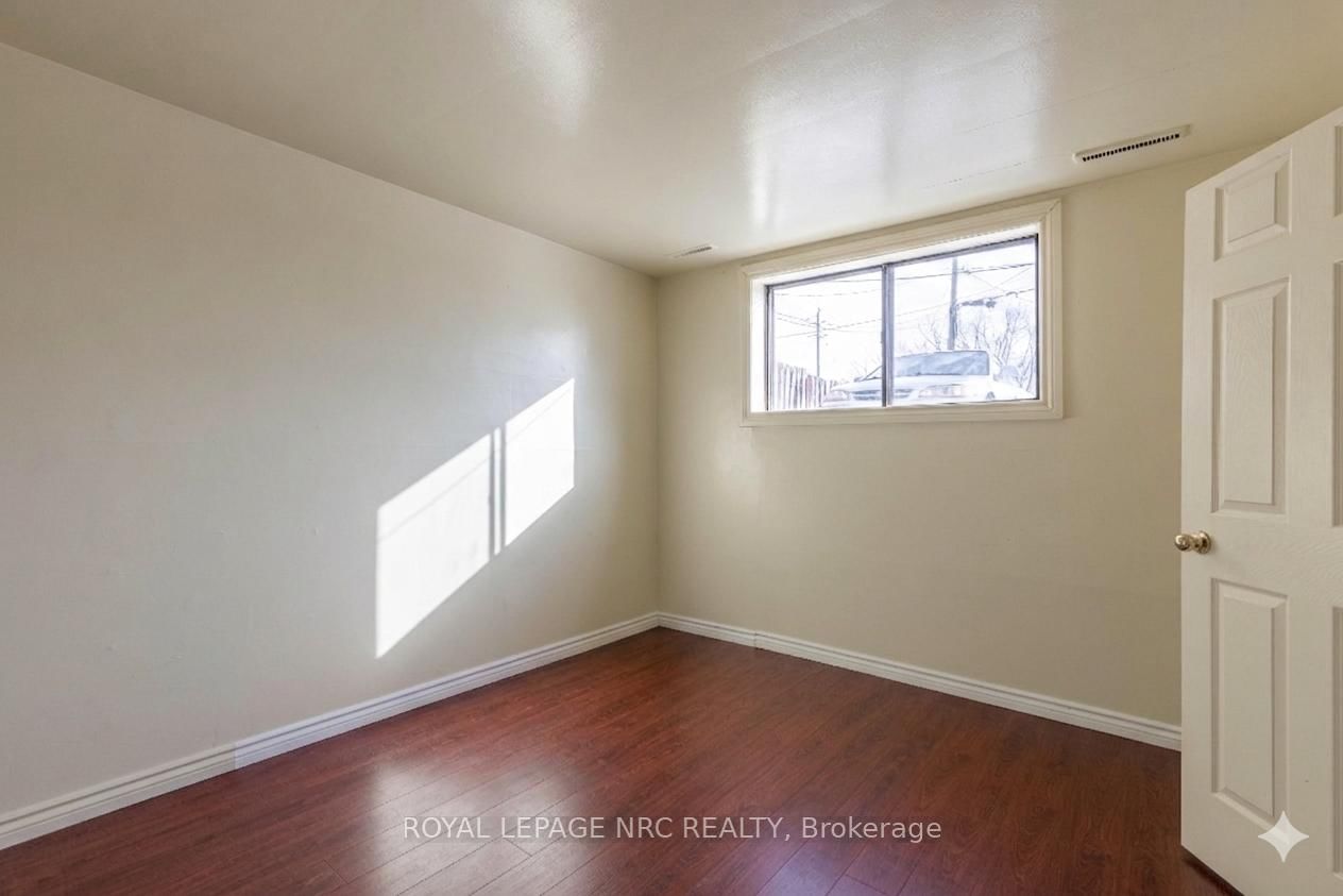 389 Elizabeth Street, Unit Unit 1 - Photo 10