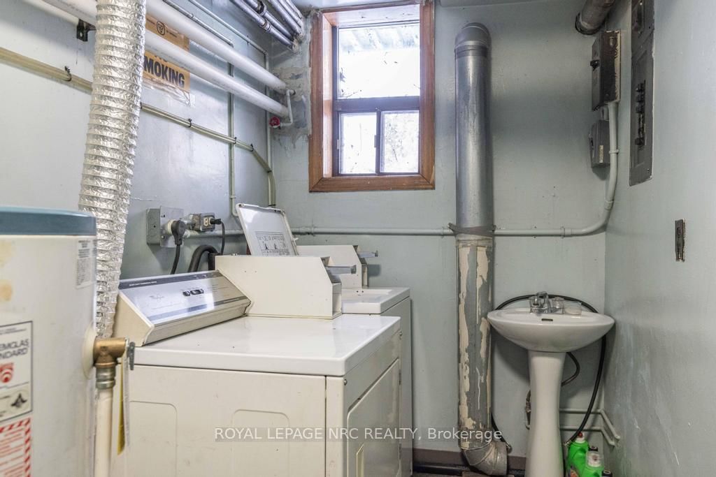 389 Elizabeth Street, Unit Unit 1 - Photo 15