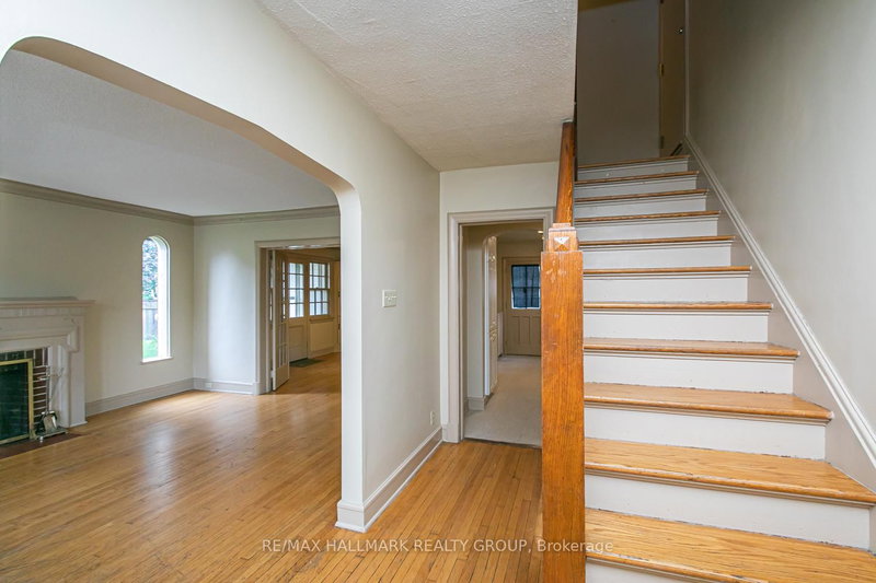 50 Tyndall St photo 4