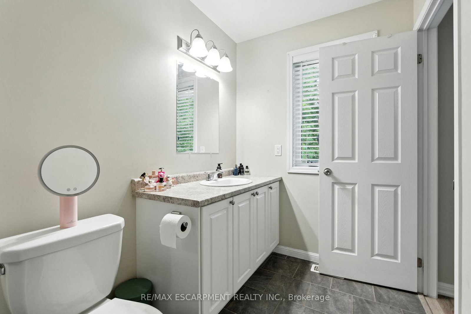 21 Diana Avenue, Unit 61 - Photo 41